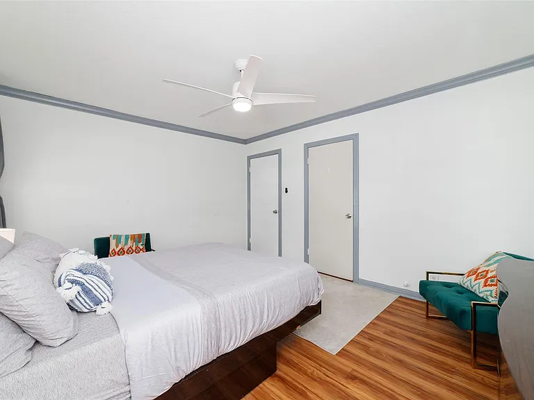 1604 W Alabama St — Photo 19
