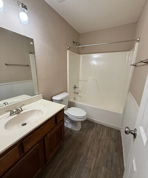 9879 Averbury Dr — Photo 11