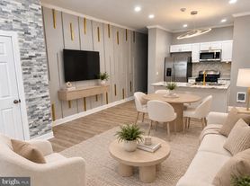 5031 Walnut St, Philadelphia, PA