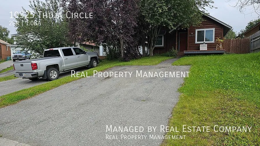 Eclectic Two Bedroom One Bath Home with Yard — Photo 2