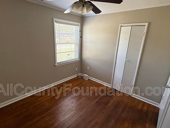 5th image of 2720 Martha Dr