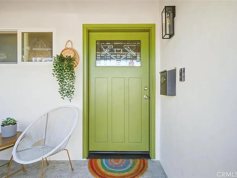 6443 Gross Ave — Photo 2