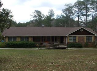 1698 Hewatt Rd SW, Lilburn, GA 30047