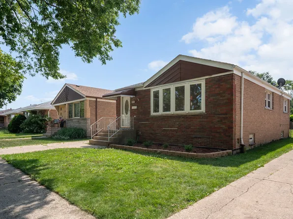 7826 S Kenneth Ave, Chicago, IL 60652