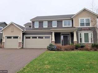 2727 Liberty Trl, Woodbury, MN 55129