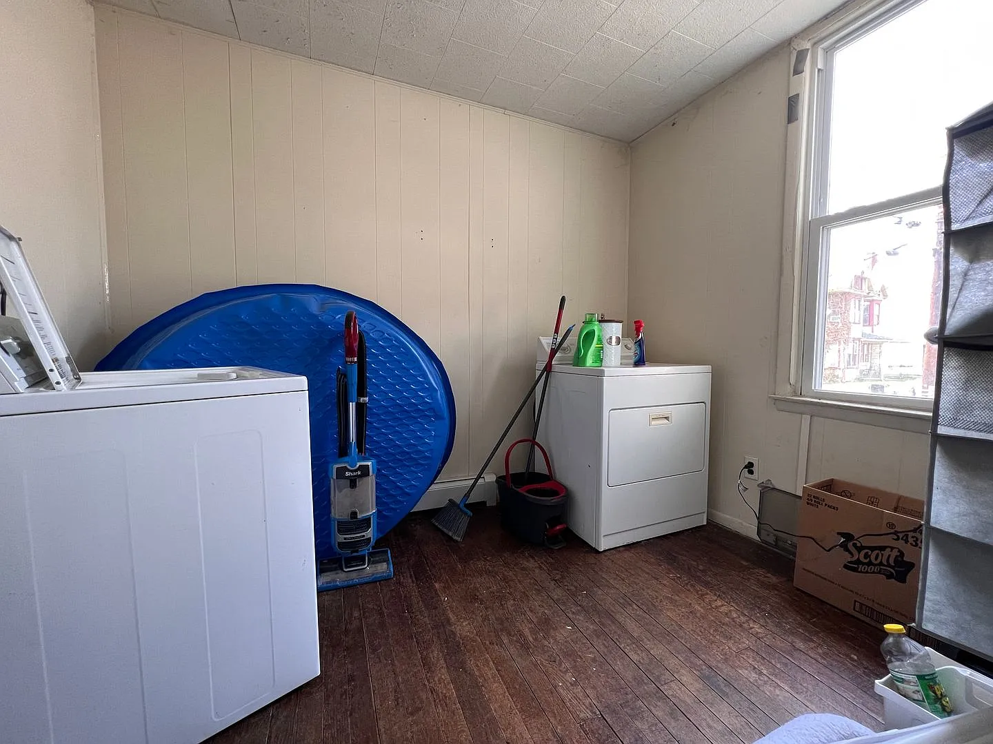 450 Dallas Street — Photo 4