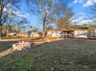 8 Smith Ct, Centre, AL 35960