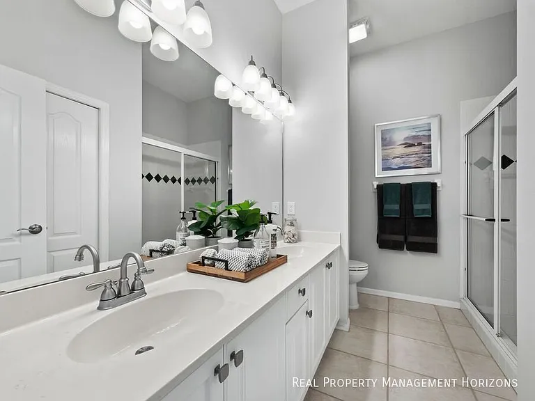 8737 Pebble Creek Ln — Photo 40