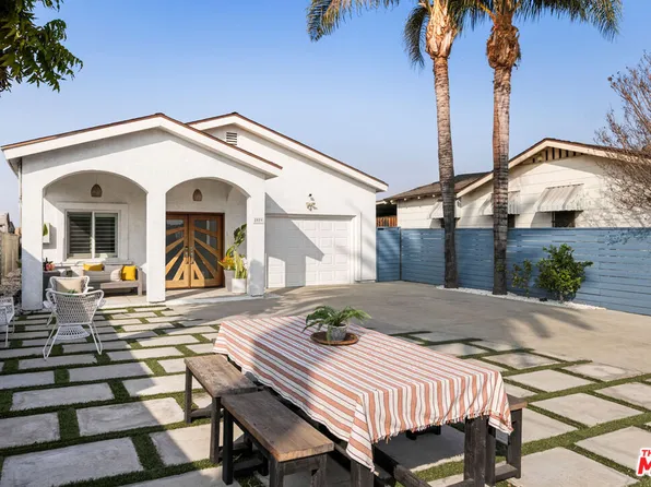 2939 N Coolidge Ave, Los Angeles, CA 90039