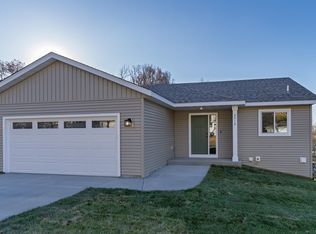 2512 15th St SE, Rochester, MN 55904