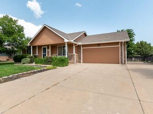 1806 Springfield St, Goddard, KS 67052