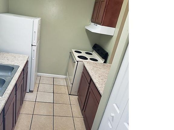 2nd image of 4117 Lorenzo Ct APT 3