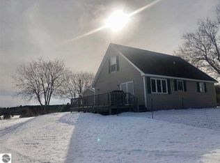 10993 S Baker Rd, Atlanta, MI 49709