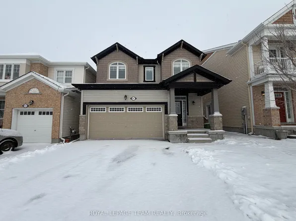 937 Shimmerton Cir, Ottawa, ON K2M 0L4