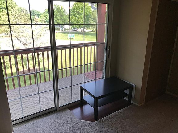 4th image of 27087 Oakwood Cir #Y-203