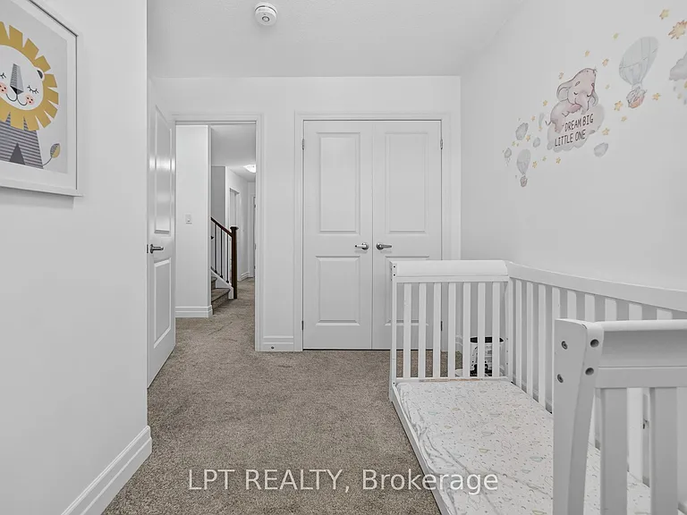 148 Hollybrook Trl S — Photo 35