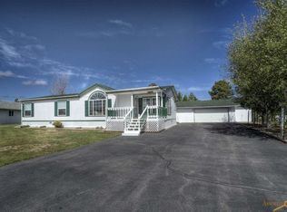 13644 Busted Five Ln, Rapid City, SD 57702