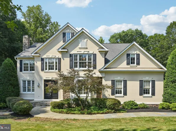 6974 Jeremiah Ct, Manassas, VA 20111