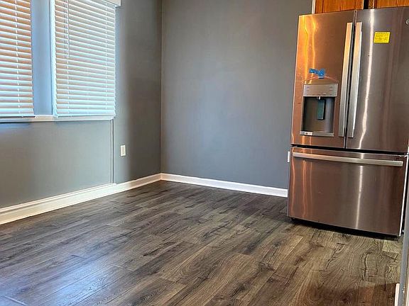 2nd image of 2346 Sun Valley Cir #2-A