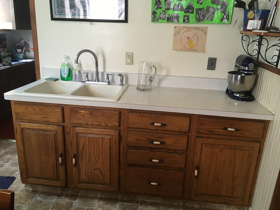 1st image of 598 Grand Ave APT 2