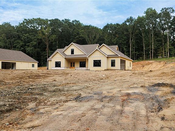 3rd image of 2187 Lee Road 281