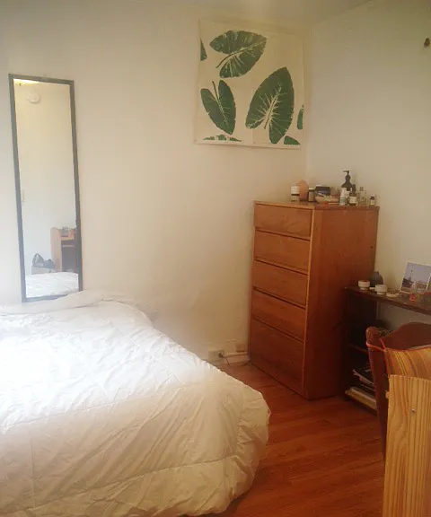 chest of drawers in Bedroom No. 3