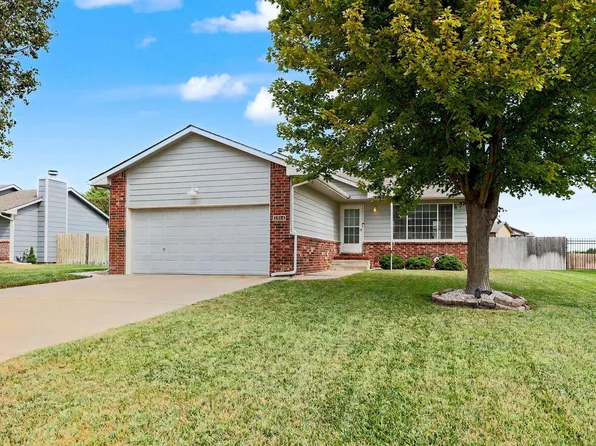1914 Summerwood St, Goddard, KS 67052