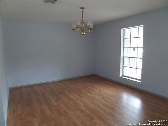 3rd image of 4414 SUMMIT HURST DR