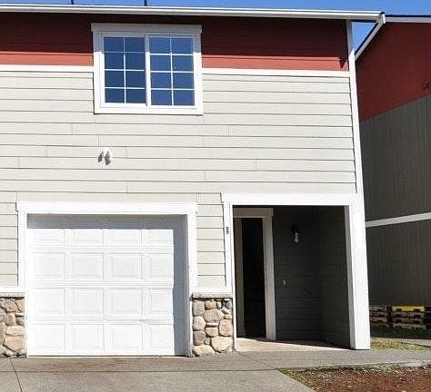 3rd image of 4530 S Puget Sound Ave
