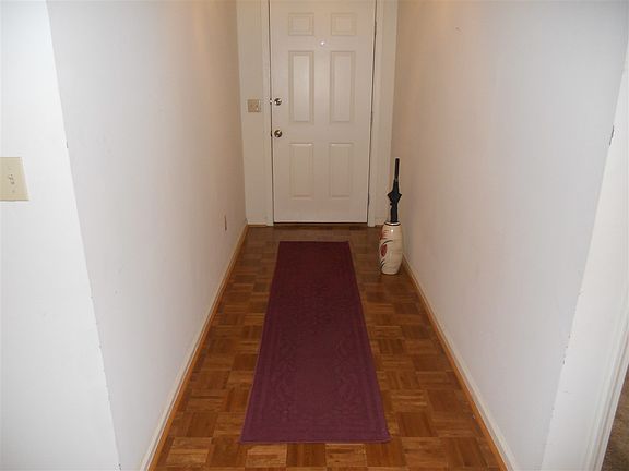 3rd image of 147 Oak Hill Dr