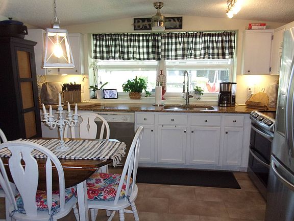 3rd image of 7443 Harbor View Dr #338