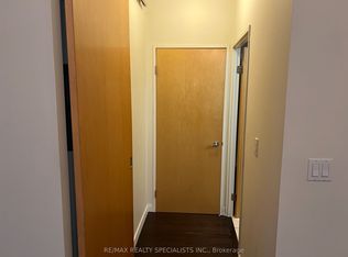 1 Shaw St #715, Toronto, ON M6K0A1