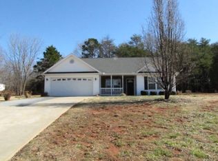 537 Arbor Creek Dr, Inman, SC 29349