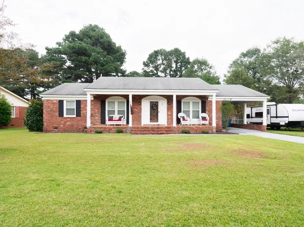 405 Marlowe Dr, Dunn, NC 28334