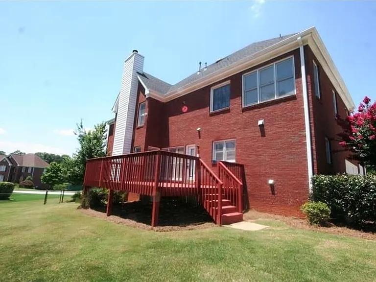 5760 Dovnick Dr — Photo 4