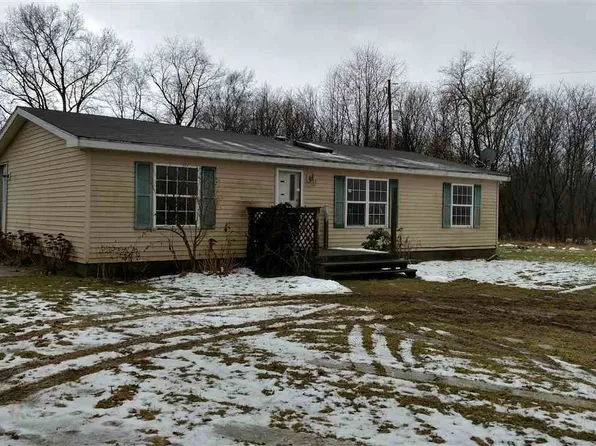 3825 E Territorial Rd, Pleasant Lake, MI 49272