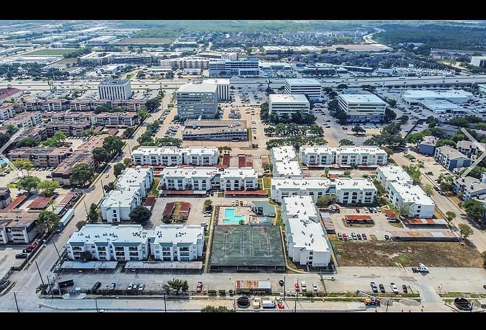 1st image of 2826 S Bartell Dr APT 4
