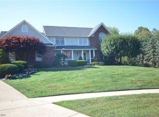 858 Olde Orchard Dr, Tallmadge, OH