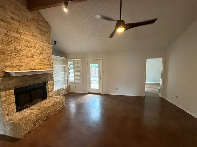 Beautiful home in Northwest Austin! — Photo 2