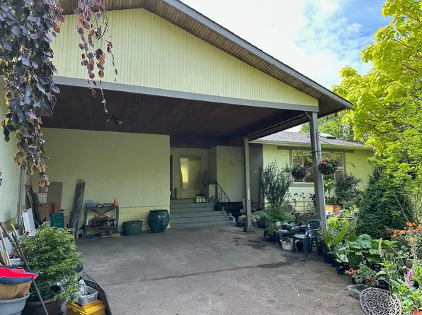 5278 Belair Dr, Delta, BC V4M 2E4