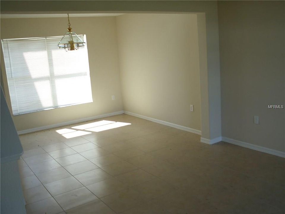 2nd image of 802 Cabaret Ct