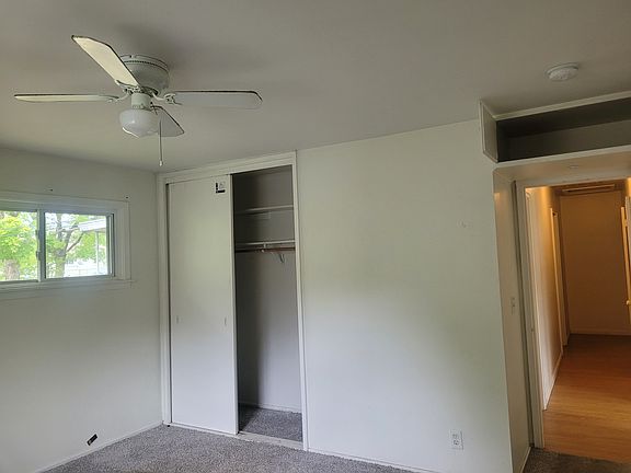 2nd image of 4422 Kumler Dr