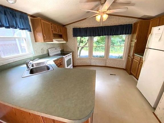 5th image of 360 S Delaware Dr Lot 16
