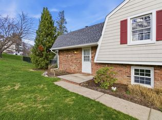120 Carlough Rd, Upper Saddle River, NJ