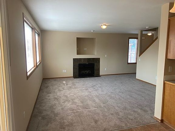 4th image of 102-104 167th St E #3B-2BA-1380SQFT