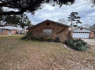 122 Reynolds Cir, Ocean Springs, MS 39564