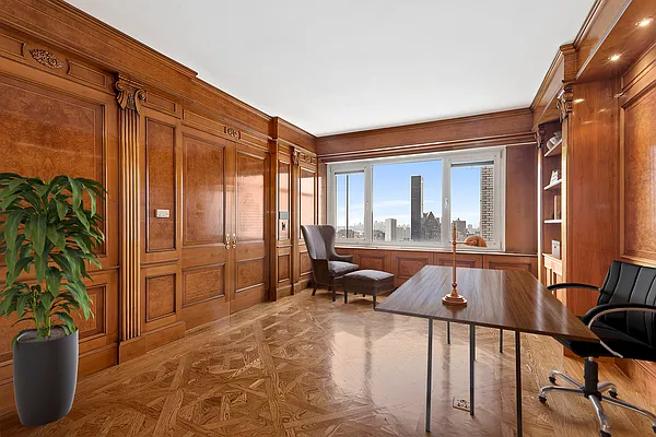 Sold by Compass | media 6