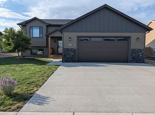 545 Antietam Dr, Box Elder, SD 57719