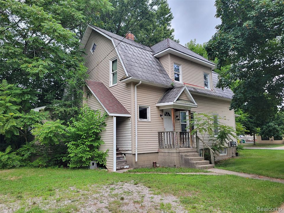 1st image of 204 W Union St