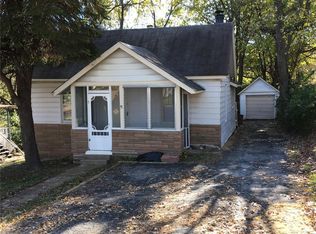 2610 Solway Ave, Saint Louis, MO 63136